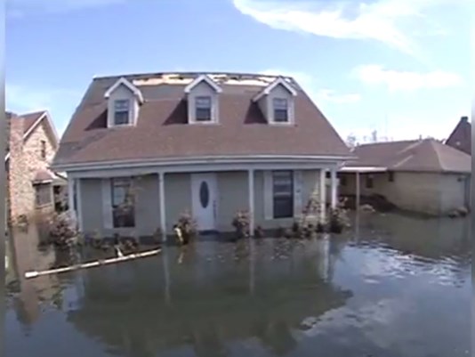 Flooding from Katrina_1462420299149_2109560_ver1.0_219326